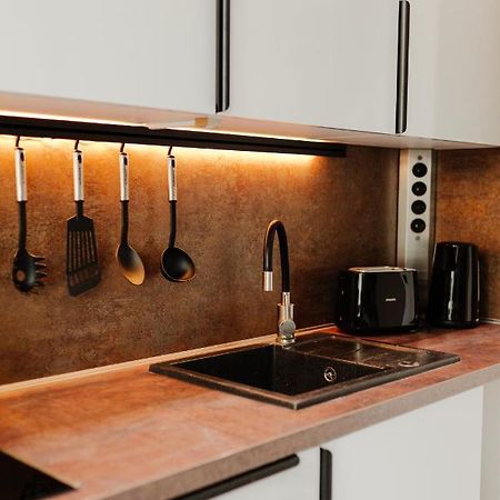 Design Apartment Stadtfeld-Ost Mit Netflix & 2 Schlafzimmern Magdeburk Exteriér fotografie